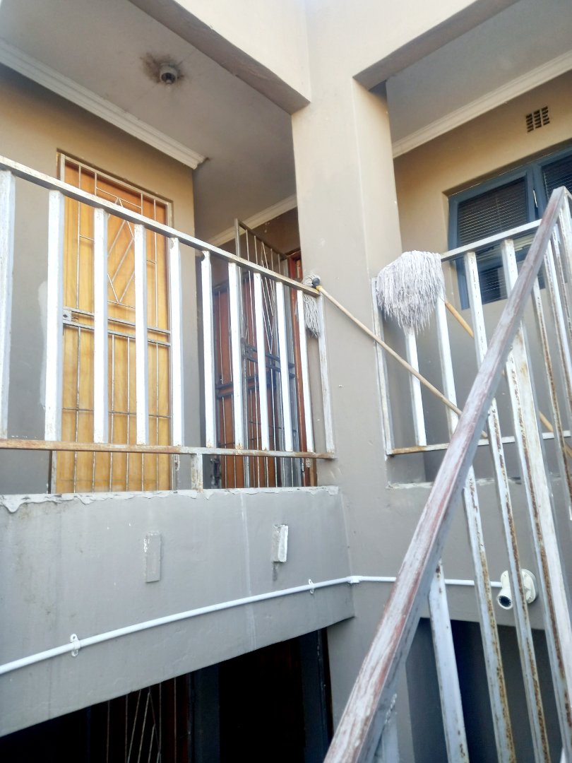9 Bedroom Property for Sale in Wallacedene Western Cape